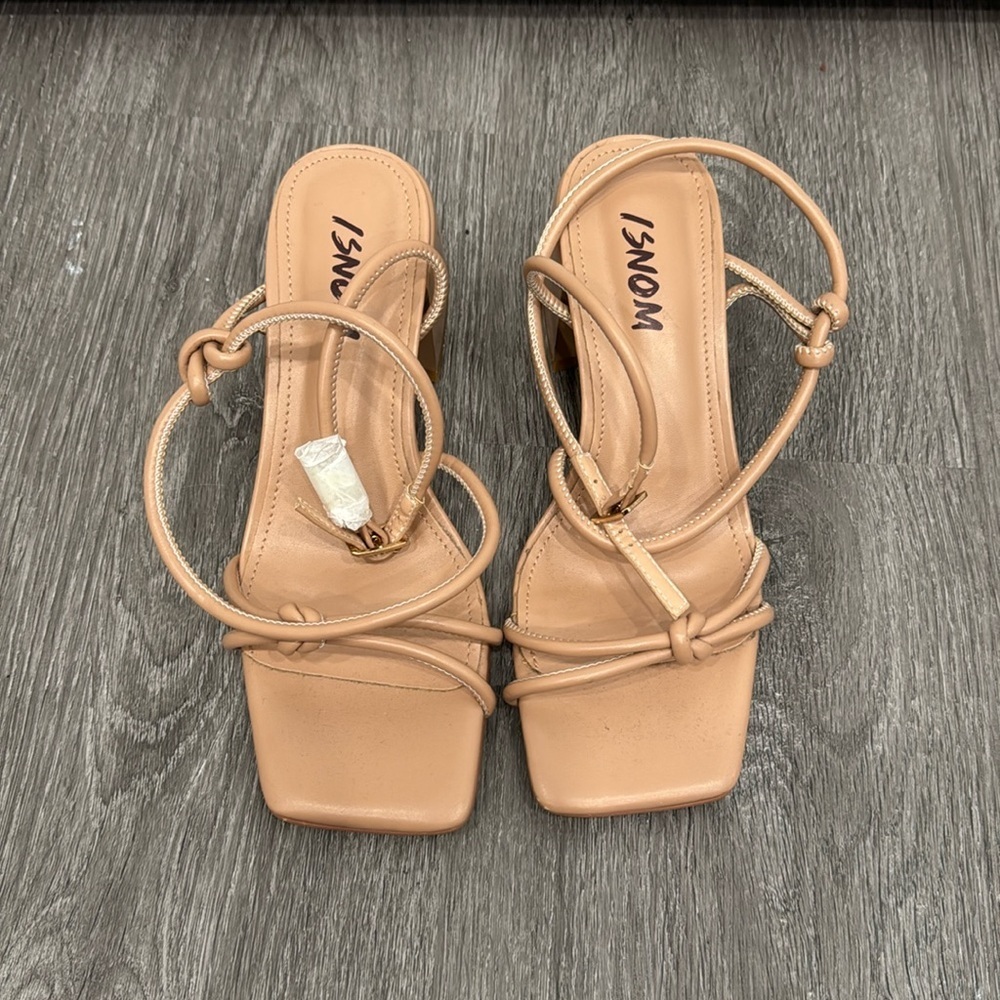 Isnom Nude Heels Size 6